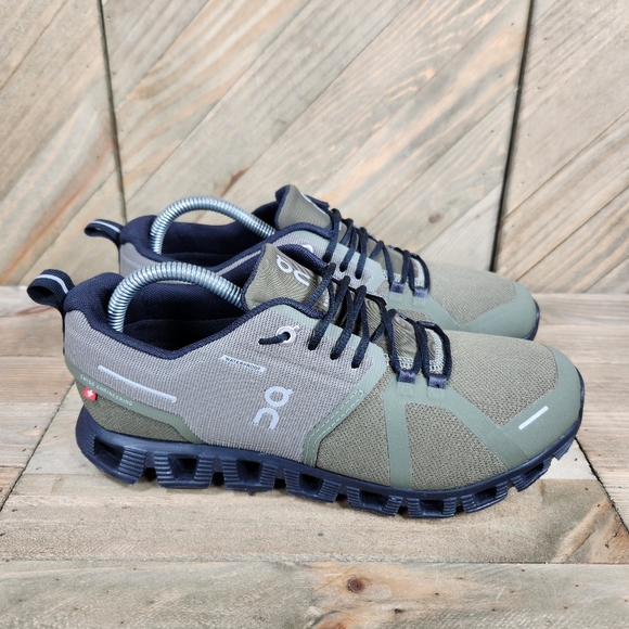 On Running Shoes - On Running Cloud 5 Waterproof Womens Athletic Running Shoes Size 8.5 Olive Green